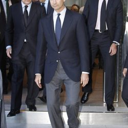 Felipe VI en la capilla ardiente de Alfredo Di Stéfano en el palco de honor del Santiago Bernabéu