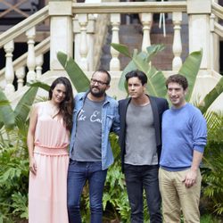 Fernando González Molina, Mario Casas y Adriana Ugarte en la presentación del rodaje de 'Palmeras en la nieve'