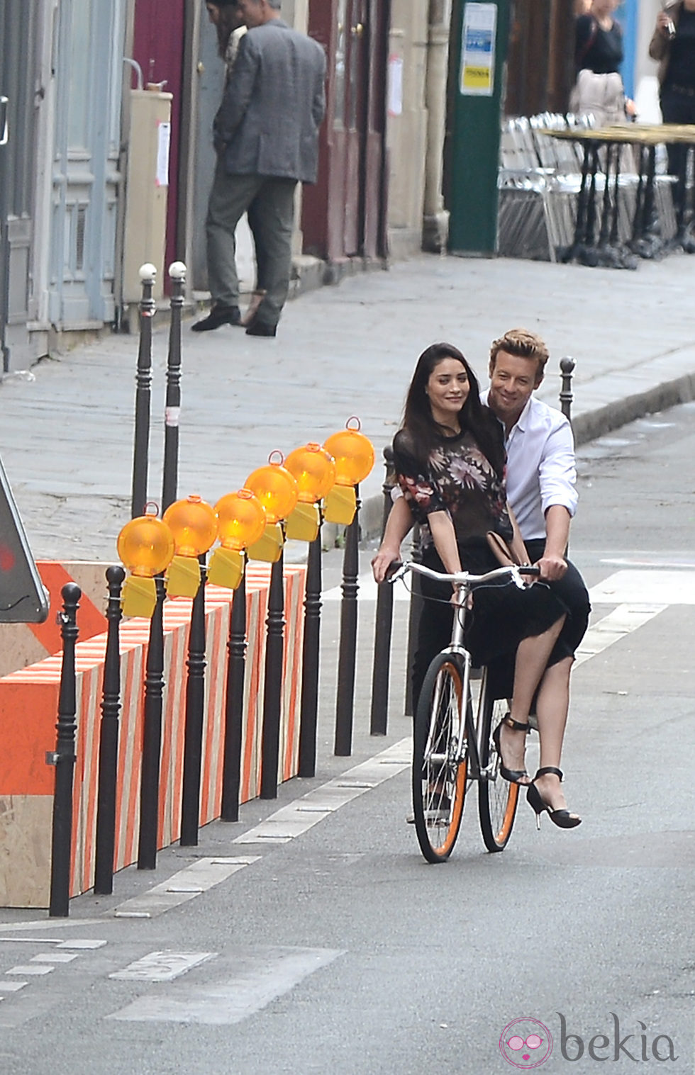 Simon Baker colaborando en una campaña de Givenchy