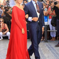 Fran Rivera con su hija Cayetana en su boda religiosa con Lourdes Montes en Sevilla