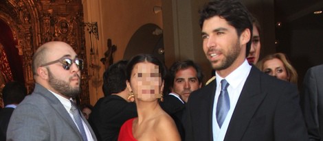 Kiko Rivera, Cayetana Rivera y Cayetano Rivera en la boda religiosa de Fran Rivera y Lourdes Montes en Sevilla