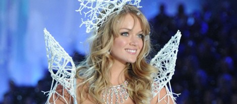 Lindsay Ellingson en el desfile de Victoria's Secret 2013