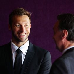 Ian Thorpe con el Ministro de Industria de Australia