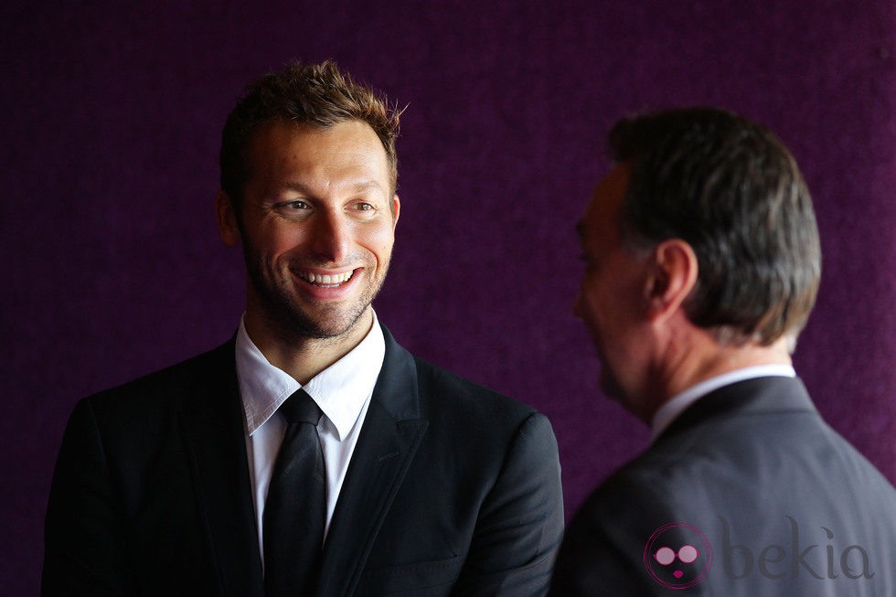 Ian Thorpe con el Ministro de Industria de Australia