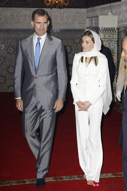 Los Reyes Felipe y Letizia en el Mausoleo del Rey Mohamed V en Rabat