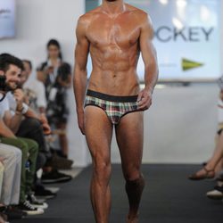 José Lamuño desfilando para Jockey en la MFSHOW primavera/verano 2015