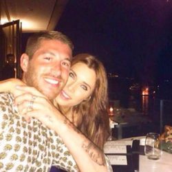 Sergio Ramos y Pilar Rubio disfrutando de una velada durante sus vacaciones