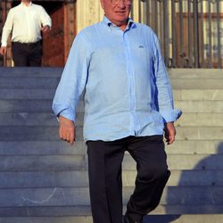 Raúl Sénder en en el funeral de Carmen Hornillos