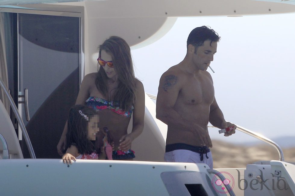 Paula Echevarría y David Bustamante en Ibiza