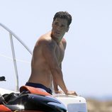 David Bustamante en un yate en Ibiza