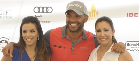 Eva Longoria, Amaury Nolasco y María Bravo en el torneo de golf en Marbella de la Global Gift 2014