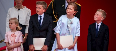 Los hijos de los Reyes de Bélgica en el Día Nacional de Bélgica 2014