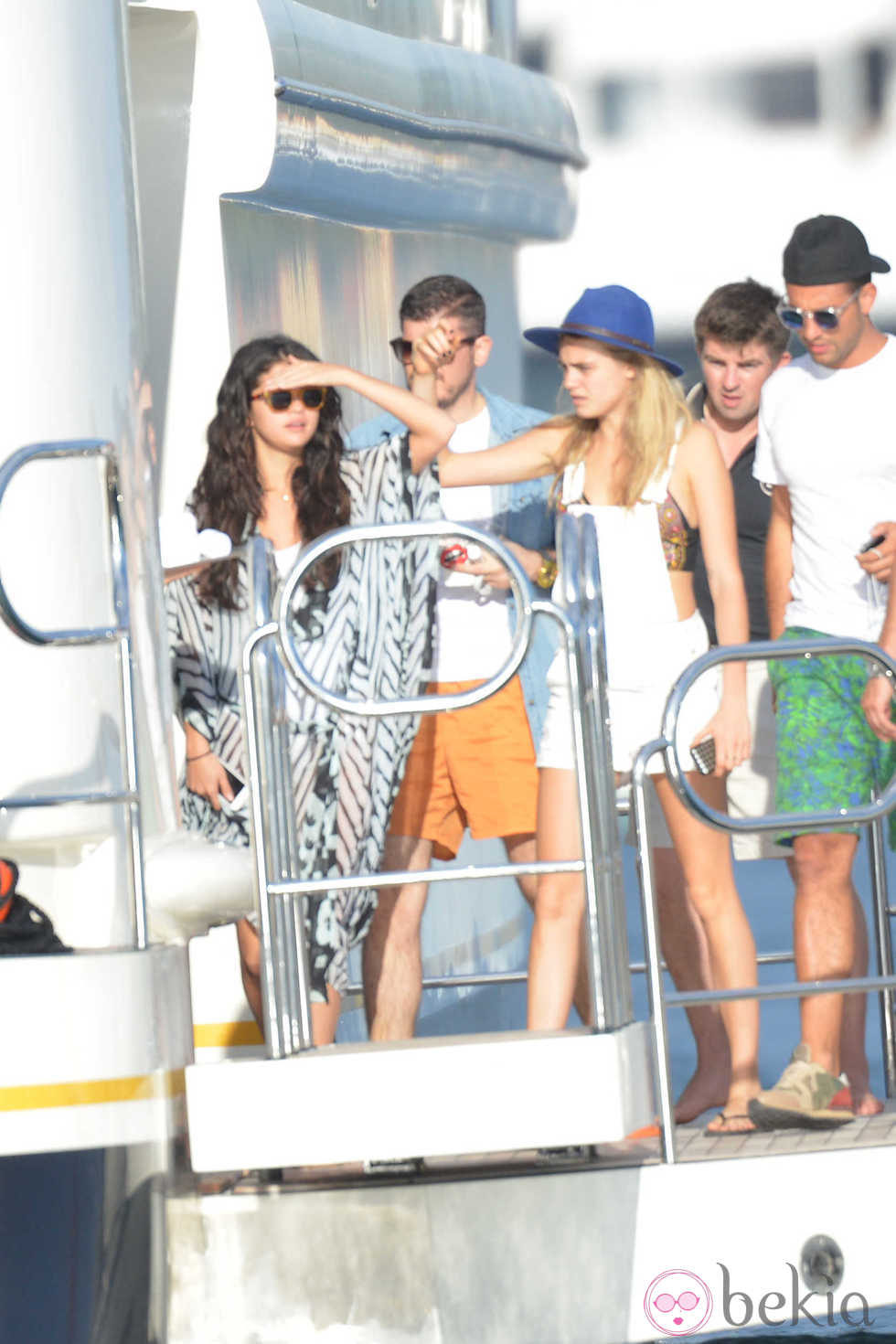 Selena Gomez y Cara Delevingne en Saint Tropez