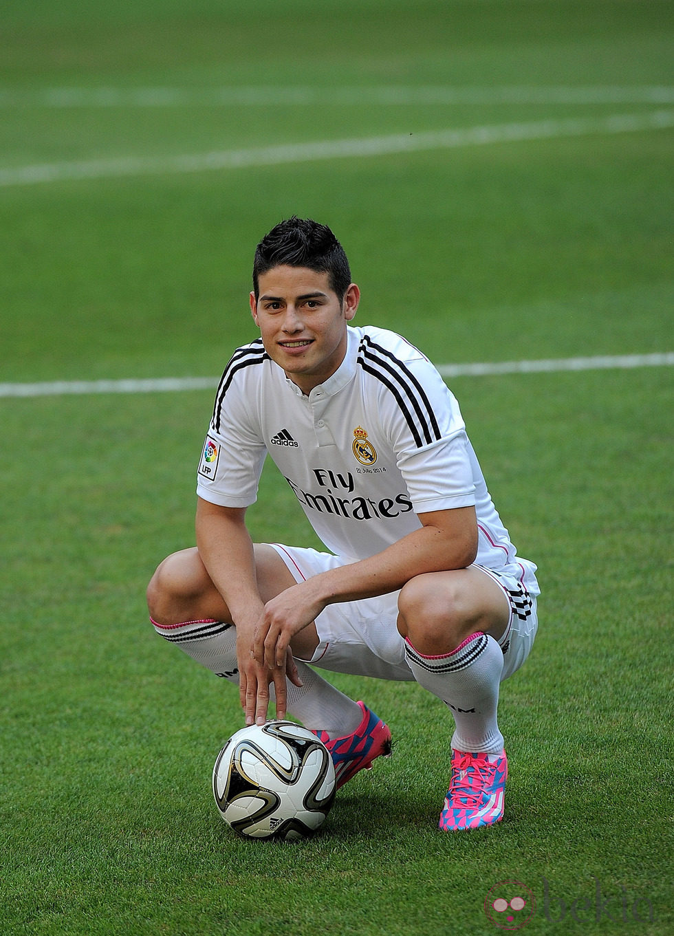 James Rodríguez en su presentación como nuevo jugador del Real Madrid