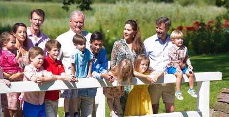 La Familia Real Danesa en su posado de verano 2014