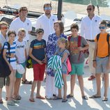 La Reina Sofía con sus seis nietos mayores y la Infanta Elena en Mallorca