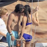 Carlos Felipe de Suecia besa a Sofia Hellqvist en Ibiza