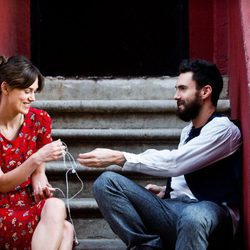 Keira Knightley y Adam Levine en 'Begin Again'