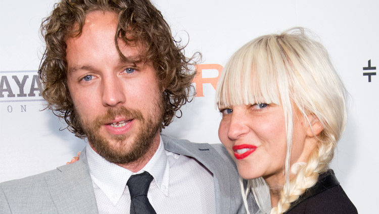 Sia y Erik Anders Lang en la gala Wayuu Taya en Nueva York