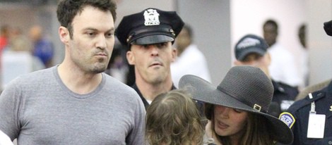 Megan Fox y Brian Austin Green con su hijo Noah en Nueva York