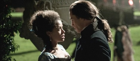 Gugu Mbatha-Raw y Sam Reid en 'Belle'