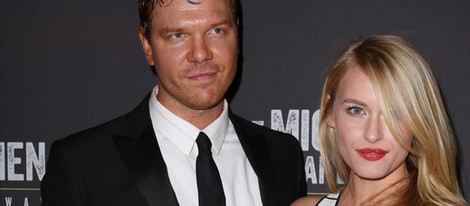 Jim Parrack y Leven Rambin en el 'Broadway Opening Night'