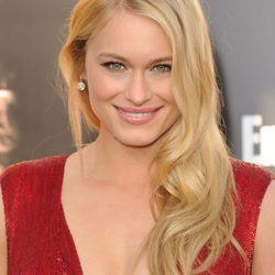 La actriz Leven Rambin en la première de 'Los Juegos del Hambre'