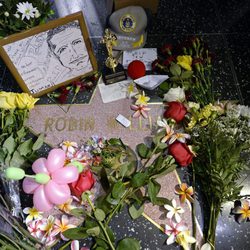 Homenaje a Robin Williams en su estrella del Paseo de la Fama de Hollywood