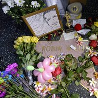 Homenaje a Robin Williams en su estrella del Paseo de la Fama de Hollywood