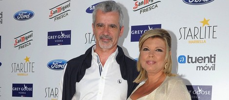 Terelu Campos y José Valenciano en el concierto de Julio Iglesias en Marbella