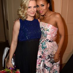 Kristen Bell y Kerry Washington en el Banquete de Caridad de la HFPA