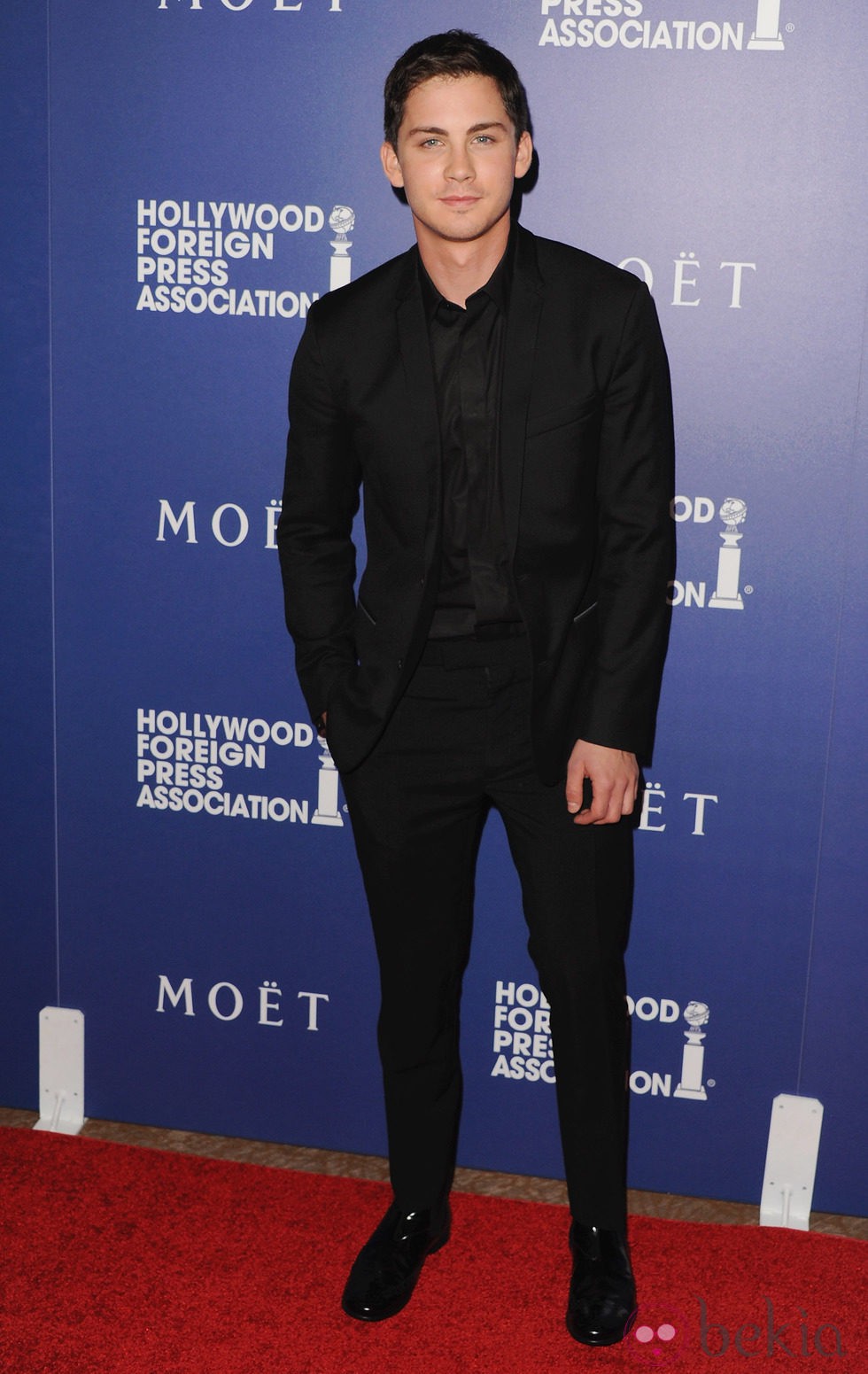 Logan Lerman en el Banquete de Caridad de la HFPA