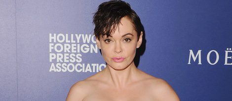 Rose McGowan en el Banquete de Caridad de la HFPA