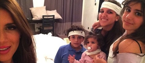 Daniella Semaan junto a sus hijos Maria, Joseph y Lia y su cuñada Carlota Fàbregas