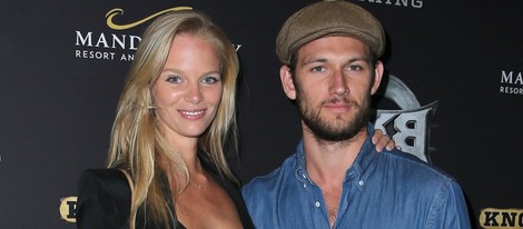 Alex Pettyfer y Marloes Horst en un combate de boxeo celebrado en Las Vegas