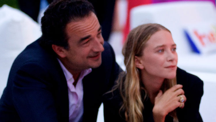 Mary-Kate Olsen y Olivier Sarkozy en la Paddle & Party for Pink celebrada en los Hamptons