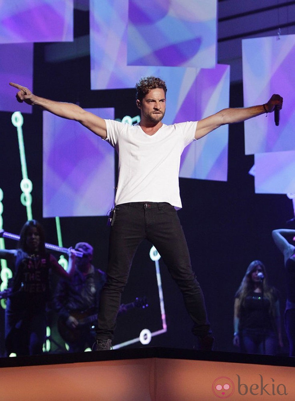 David Bisbal en los ensayos de los Premios Tu Mundo 2014