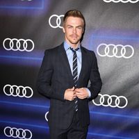 Derek Hough en una fiesta previa a la entrega de los Premios Emmy 2014