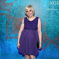 Lena Dunham en una fiesta previa a la entrega de los Premios Emmy 2014