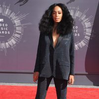 Solange Knowles en la alfombra roja de los MTV Video Music Awards 2014