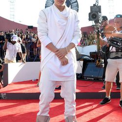 Austin Mahone en la alfombra roja de los MTV Video Music Awards 2014