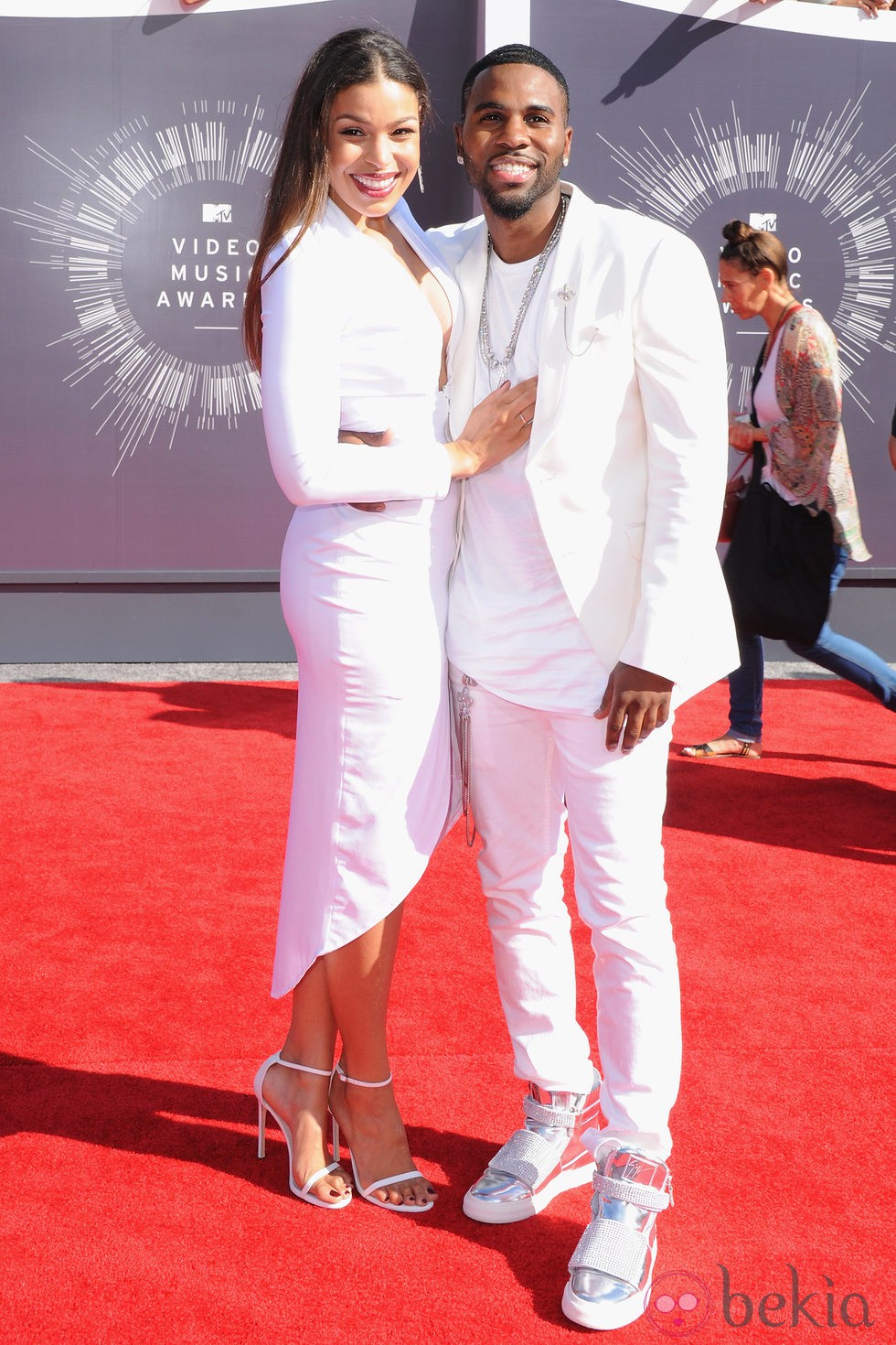 Jordin Sparks y Jason Derulo en la alfombra roja de los MTV Video Music Awards 2014