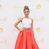 Sarah Hyland en la red carpet de los Emmys 2014