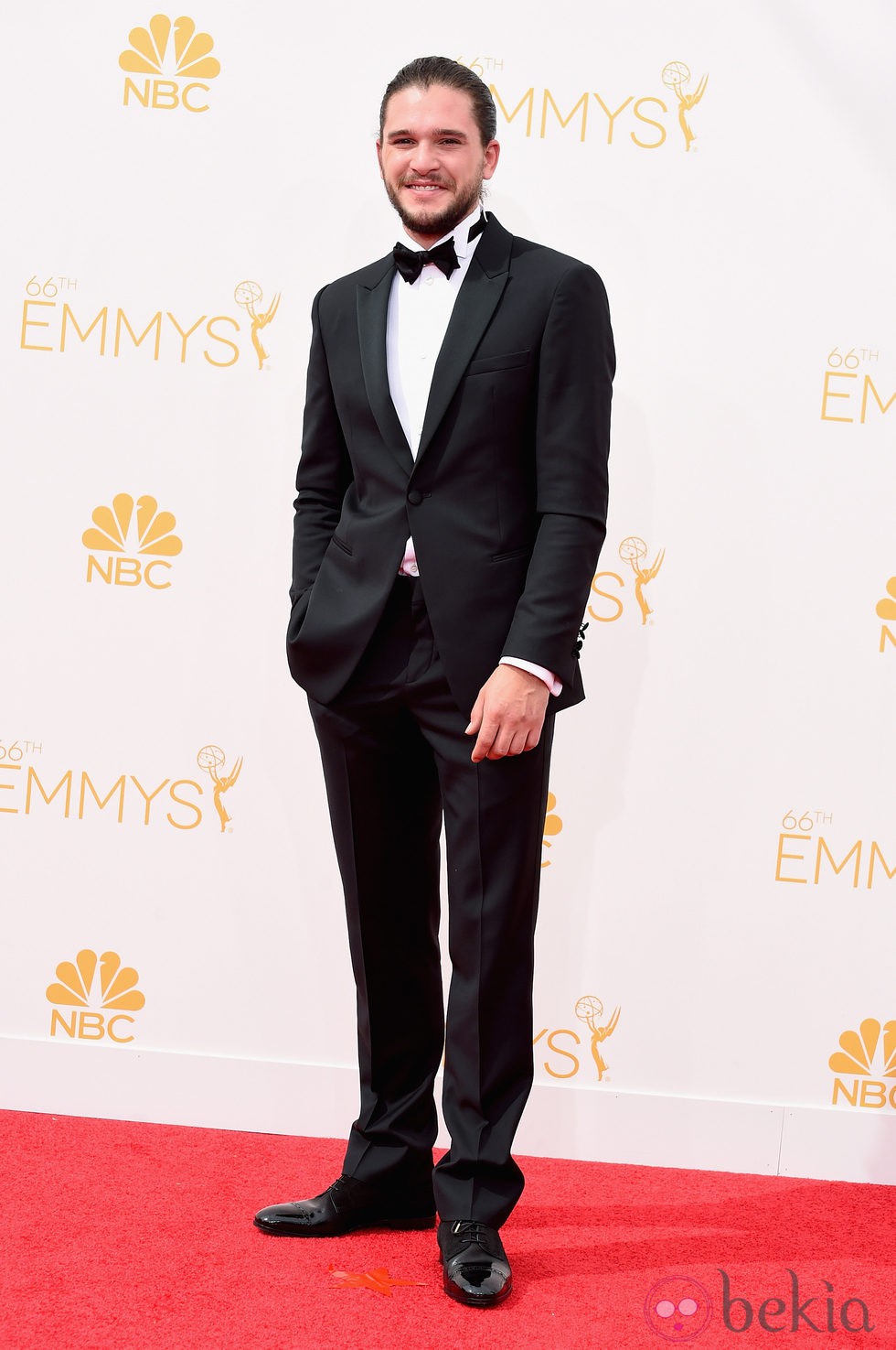 Kit Harington en la alfombra roja de los Emmy 2014