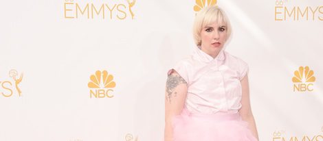 El vestido de Lena Dunham en la alfombra roja de los Emmy 2014