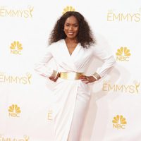 Angela Bassett en la alfombra roja de los Premios Emmy 2014