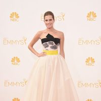 Allison Williams en los Emmy 2014