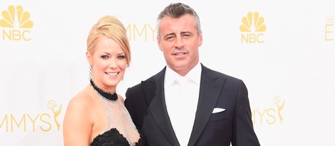 Matt LeBlanc y su novia en la alfombra roja de los Emmys 2014