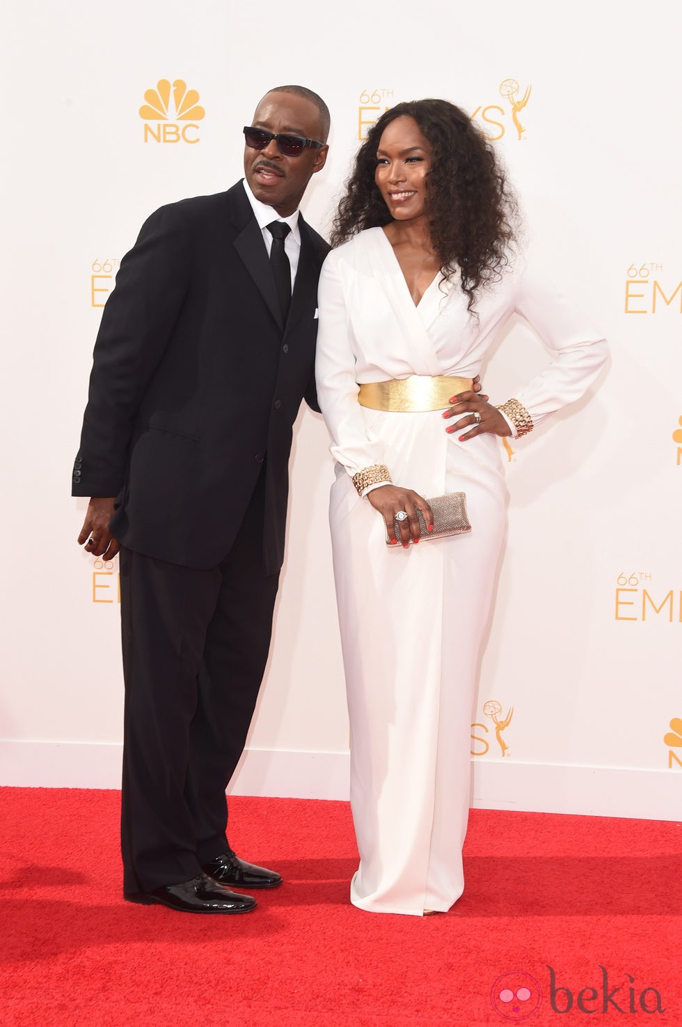 Courtney B. Vance y su mujer Angela Bassett en la alfombra roja de los Premios Emmy 2014