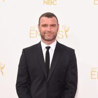 Liev Schreiber en la alfombra roja de los Premios Emmy 2014